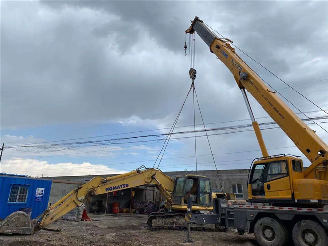 25噸吊車的工作半徑是多少？